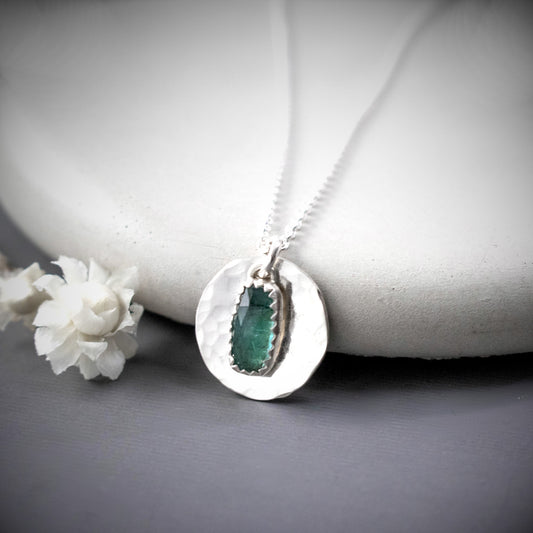 Waters Edge Green Kyanite Hammered Necklace-Womens-LittleGreenRoomJewelry-18"necklace-LittleGreenRoomJewelry