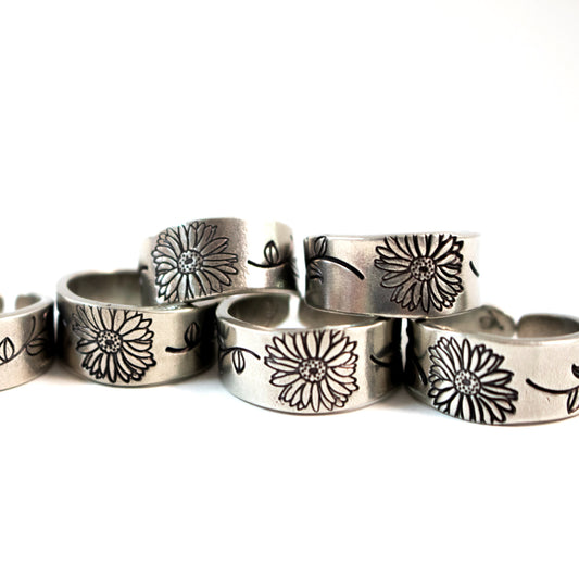 Adjustable Gerbera Daisy Ring-Womens-LittleGreenRoomJewelry-LittleGreenRoomJewelry
